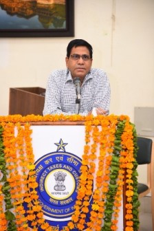Chief Commissioner, CGST & CX Jaipur Zone addressing the occupants at the occasion of GST Day 2020 on 01.07.2020